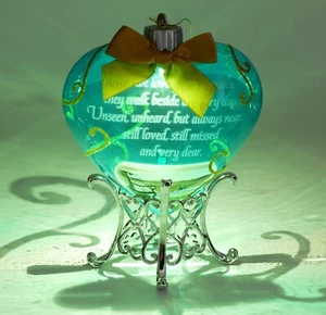 Beautiful Always in My Heart Illuminated Keepsake Remembrance Heart Bauble - Picture 1 of 4