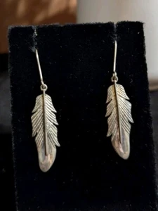 Vintage Silver Feather Earrings "GW" - Picture 1 of 5