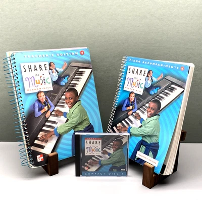 Share the Music Piano Accompaniments + Teacher's Edition 6 + CD Homeschool - Image 1 of 4