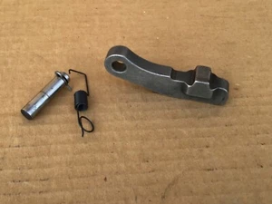 4L80E TRANSMISSION PARK PAWL PIN SPRING - Foto 1 di 4