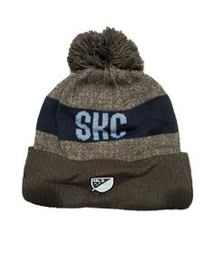 Sportliche Kansas City Strickmütze MLS Fußball New Era Bommelmütze gefüttert Wollmischung Mütze - Bild 1 von 3