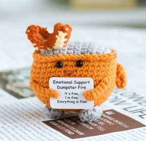 Emotionaler Müllcontainer Häkelfeuer, Strickmüllcontainer Puppe, lustiger Anfeuerknebel - Bild 1 von 1