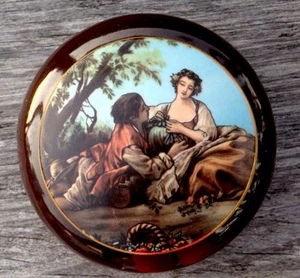 Caja de baratijas redonda de 3 1/2" ""The Musette"" Francois Boucher hecha en Italia - Imagen 1 de 4