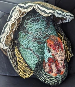 Almohada de felpa de pavo con cuentas John Derian 16"X15" - Imagen 1 de 1