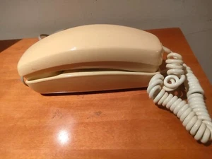 TELEFONO GONDOLA DE SOBREMESA EN COLOR MARFIL - Imagen 1 de 6