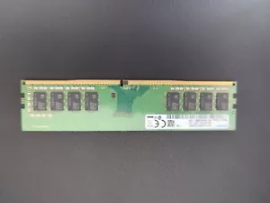 Samsung DDR4 8GB (1x8GB) 1Rx8 PC4-2400T-UA2-11 M378A1K43CB2-CRC RAM Memory - Picture 1 of 1