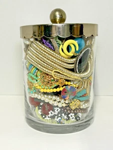 Mystery gemischte Modeschmuck Dose Vase Vintage bis jetzt - sauber / tragbar - Bild 1 von 12