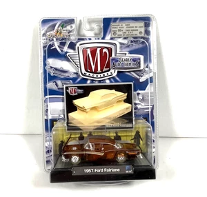M2 MACHINES Clearly Auto-thentics 1957 Ford Fairlane new - Picture 1 of 4
