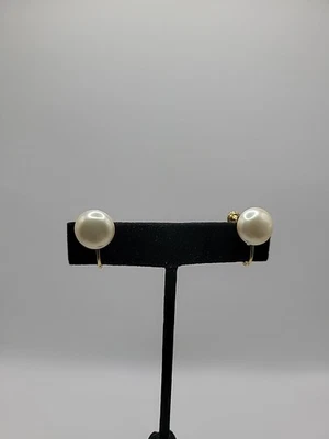 Vintage Earrings Button White Gold Tone Screw Back Clip On Huggie Jewelry - Image 1 of 4