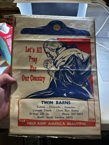Twin Barns Paper advertising let’s all pray for our country - Picture 1 of 2