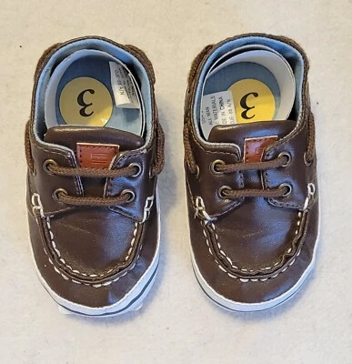 Tommy Hilfiger Bebé Niño Cuna Barco Zapatos Sin Cordones Marrón 2 3 Nuevo Con Etiquetas Foto 1 de 3