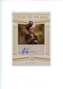 2023 Chronicles WWE Voices of Ring Alicia Taylor #VR-ATL Holo Silver Auto 3/25 - Imagen 1 de 2