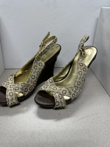GUESS Women's Wedge Heels Size 7 1/2 Toe Patent Leather Look - Picture 1 of 8