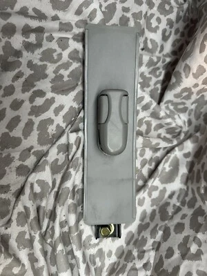 Ajuste de altura del cinturón de seguridad delantero derecho del pasajero Honda Civic 1996-2000 sedán OEM Foto 1 de 3