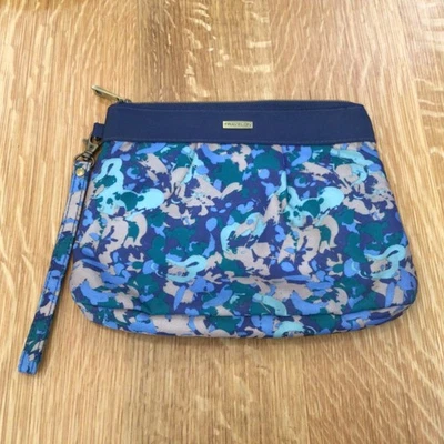 Travelon RFID Blocking Wristlet Clutch Wallet Blue Green Beige Camo 10” x 7.5” - Imagem 1 de 4