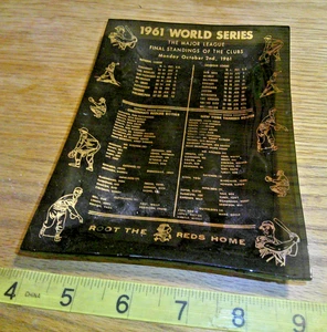 1961 World Series Cincinnati Reds vs. Yankees Glass Tray league standings roster - Picture 1 of 4