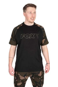 Camiseta Fox Black/Camo Outline camiseta de pesca - todos los tamaños - ropa de pesca - Imagen 1 de 9