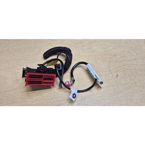 2014 2015 2016 2017 2018 Jeep Cherokee 8.4" Uconnect Pigtail Wiring & Plugs - Picture 1 of 2