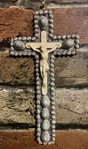 "De colección Cruz Plástico Nacarado Conchas Marinas Crucifijo Religioso Colgante de Pared 8""" - Imagen 1 de 12