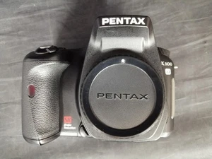 PENTAX K100D Digital SLR Camera from Japan - Picture 1 of 3