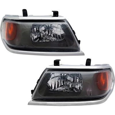 Headlight Set For 00-04 Mitsubishi Montero Sport With Chrome Trim 2Pc Foto 1 de 4