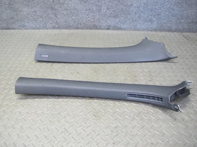 07-09 VW R32 GTI RABBIT MK5 INTERIOR DELANTERO IZQUIERDO Y DERECHO JUEGO DE MOLDURAS DE PILAR OEM Foto 1 de 4