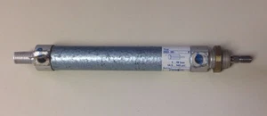 Festo Pneumatic Actuator Air Cylinder DGS-20-100-P 100mm Stroke - Picture 1 of 3