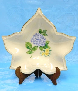 VTG LENOX Hydrangeas In Blue LEAF SHAPED Candy Dish PORCELAIN 24K Gold Trim - Picture 1 of 11