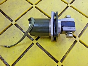 Conjunto de receptáculo de vehículo Military Gateway Cable Company # 11674728 - Imagen 1 de 4