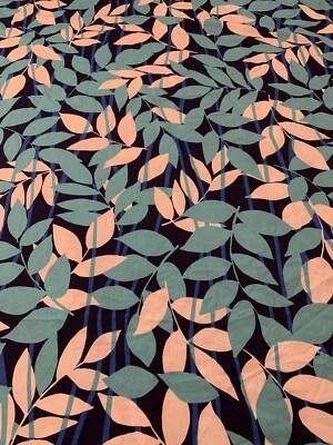 Traje de baño elástico estampado hawaiano floral azul y blanco de 2 yardas tela 60" de ancho Foto 1 de 4