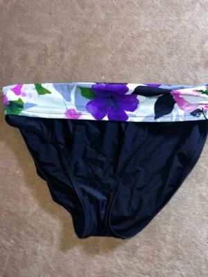 Jaclyn Smith Women Sz 14 Black Floral Trim Bikini Swimwear Bottom (Q) - Image 1 of 4