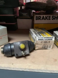 REAR WHEEL BRAKE CYLINDER FOR FORD P100 TRANSIT MK2 3 RH OS - Picture 1 of 1