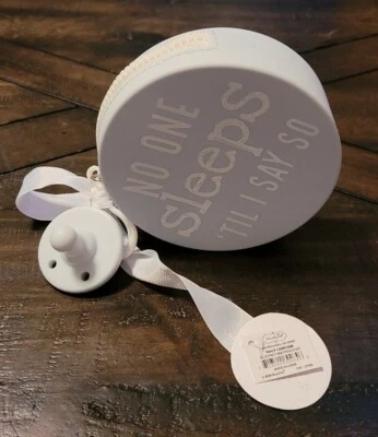 Mud Pie pacifier pouch No one sleeps til I say so clip on container pacy keeper - Image 1 of 4