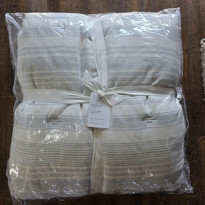 Edredón Pottery Barn Hawthorn algodón a rayas KING cambray nuevo Foto 1 de 4