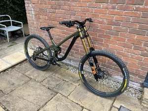NS Fuzz 29 Downhill Mountain Bike with Fox 40 L / XL - Picture 1 of 15