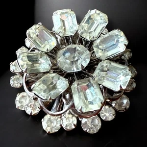 Broche Diamantes de Imitación Transparente Vintage En Capas Corte Esmeralda Redondo Tono Plata Años 50 - Imagen 1 de 10