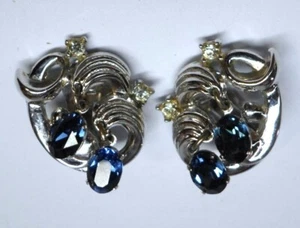 Pair Vintage CROWN TRIFARI EARRINGS - SILVER TONE w/ BLUE STONE DANGLES Clip Ons - Picture 1 of 8