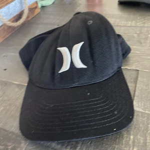 Hurley Dri-Fit One and Only Hat - Black / Black - Size L-XL dc7 - Picture 1 of 3