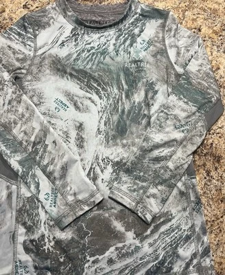 Camisa de pesca manga larga Realtree para niño talla 10/12 Foto 1 de 4