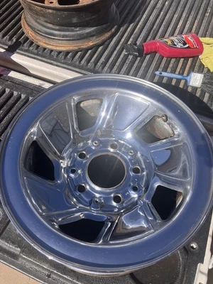 Used Original 1992 Ford Bronco F-150 OEM Chrome Alloy Wheel f150 Nice Driver - Image 1 of 4