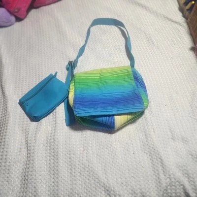 BOLSO BANDOLERA LIZ CLAIBORN USADO EN EXCELENTE ESTADO VINTAGE AZUL TURQUESA VERDE CON BOLSO DE MUÑECA Foto 1 de 4