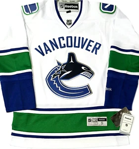 NWT-MEN-SM VANCOUVER CANUCKS WHITE 2008-2017 NHL LICENSED REEBOK HOCKEY JERSEY - Picture 1 of 4
