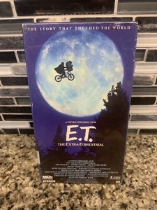 E.T. The Extra-Terrestrial VHS MCA Factory Sealed Green Flap Rare - Picture 1 of 7