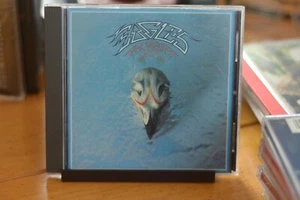 EAGLES CD "THEIR GREATEST HITS 1971-1975" 1976 ASYLUM (INDIANAPOLIS PRESS) [62] - Picture 1 of 4