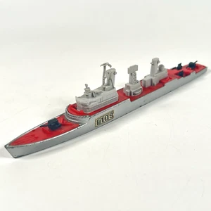 Vintage Matchbox F109 Sea Kings K301 Frigate K305 Sub Chaser Ship England - Picture 1 of 24