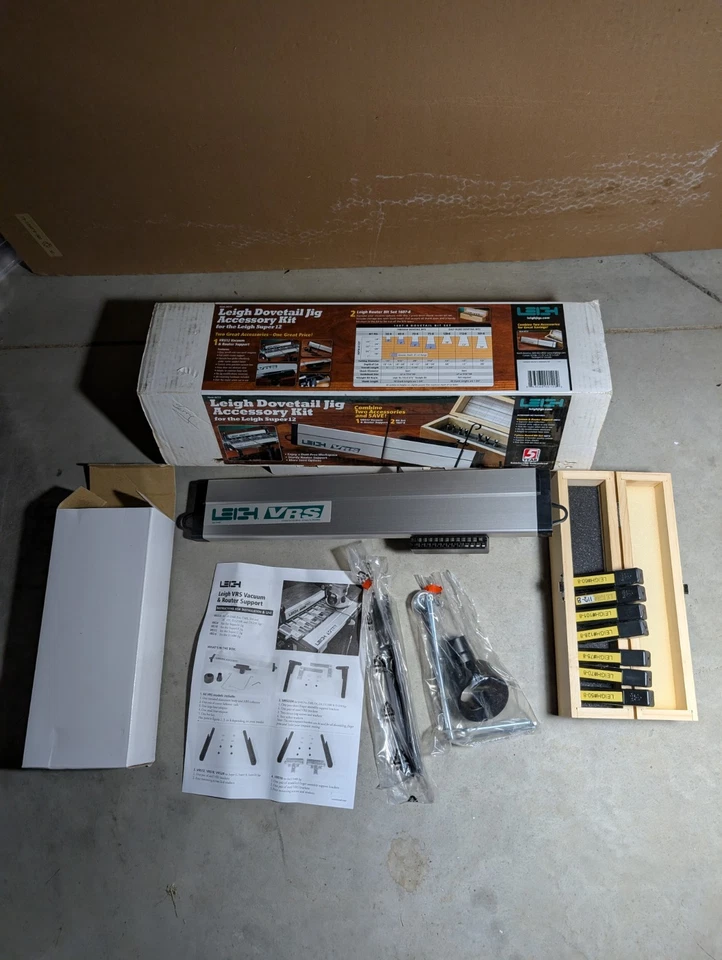 Kit de accesorios Leigh AC12 Leigh Jig VRS con juego de brocas de cola de milano Foto 1 de 4