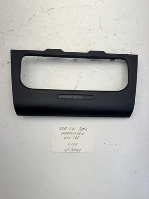 Volkswagen Jetta 2010-2014 deportivo panel de ajuste de tablero de aire acondicionado OEM. Foto 1 de 4