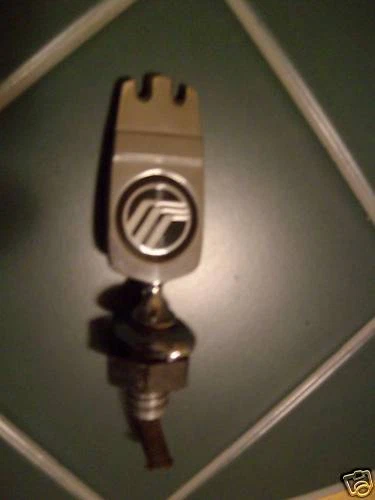 1988 1991 Gran Marqués capó adorno emblema fabricante de equipos originales usado pieza original de Ford Mercury Foto 1 de 1