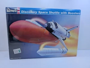 Revell Discovery Space Shuttle with Boosters Model Kit 1988 Factory Sealed - Picture 1 of 6