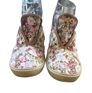 Hotter Size 7 Floral Slip-On Canvas Shoes Tan Trim Womens Casual Sneakers Shoes - Picture 1 of 8